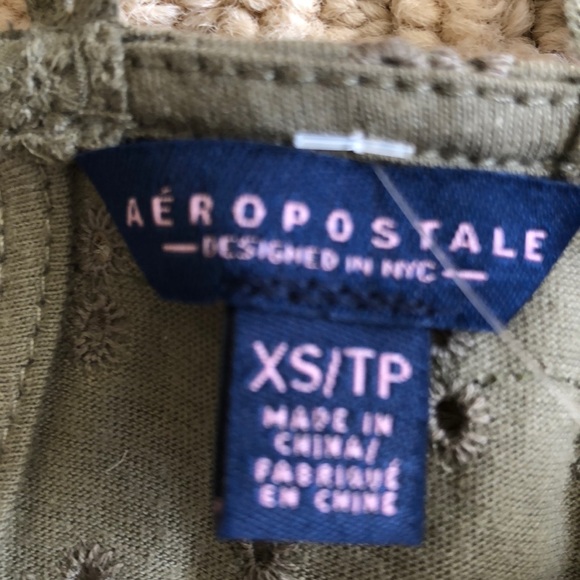 Top - Picture 2 of 2